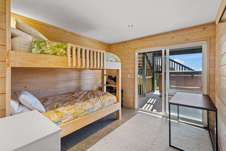 93 Oaia Road Muriwai_35