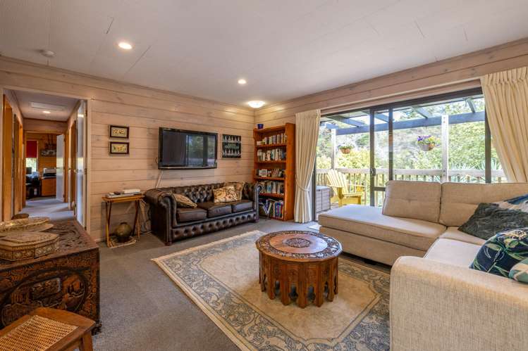 44 Te Toki Road Ostend_7