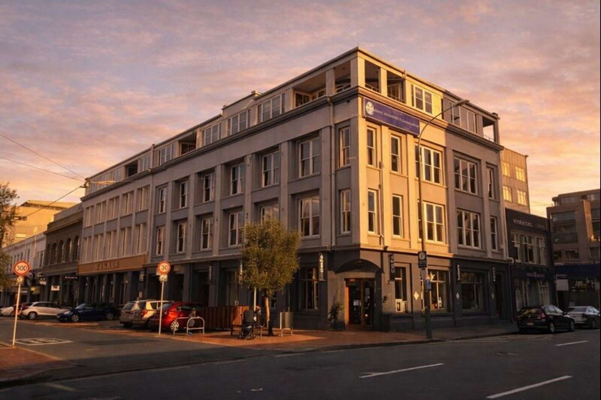 2-12 Allen St Te Aro_0