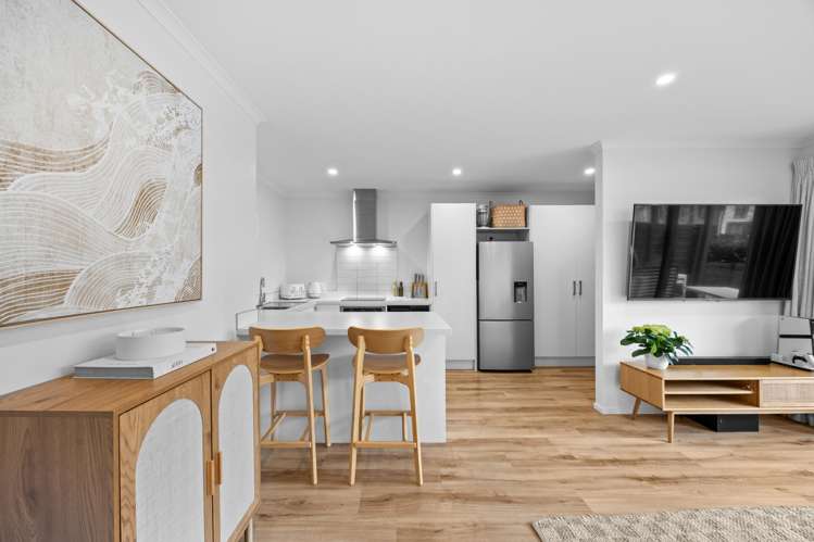 2/73 Hobsonville Point Road Hobsonville_3