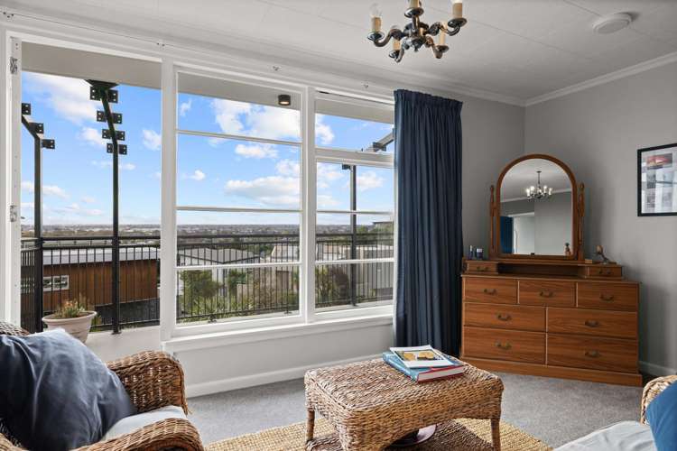 14 Huntsbury Avenue_4