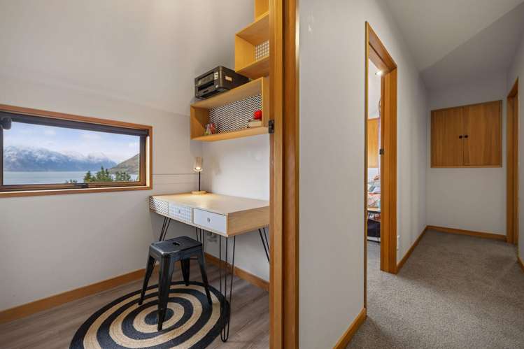 4 Moss Lane Sunshine Bay_17