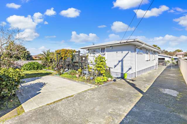 121 Beaumonts Way Manurewa_1