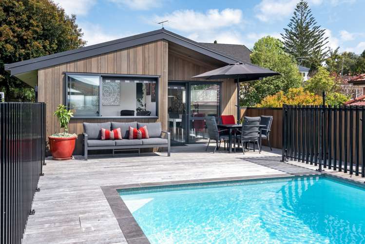 60 Parkhill Road Mellons Bay_27