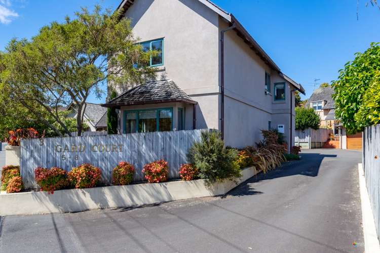 5/3 Up Gard Street Silverstream_18