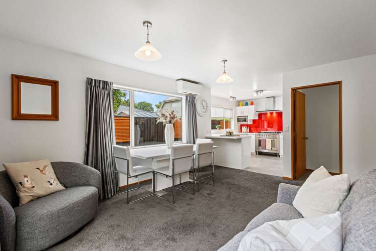 2/3 Creyke Road Fendalton_5