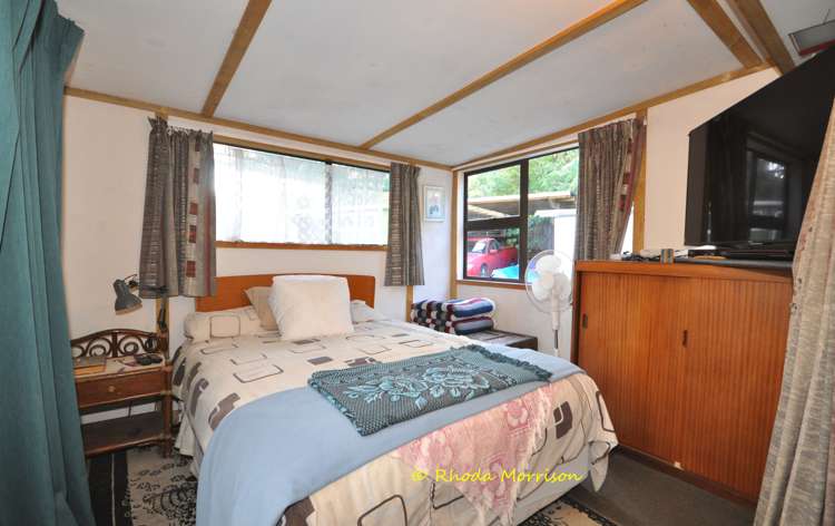 11 Moana Road Tinopai_22