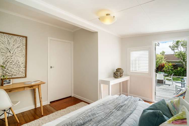 42a Old Lake Road Narrow Neck_18