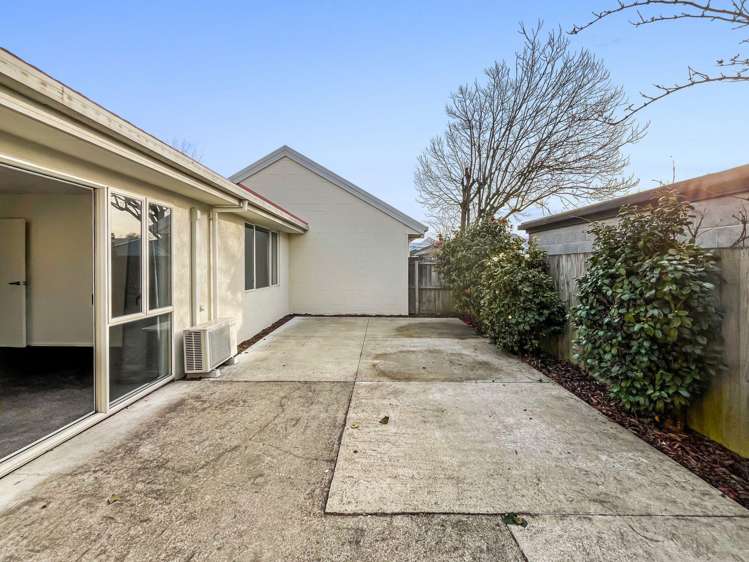 1/2 Broadbent Street Riccarton_10