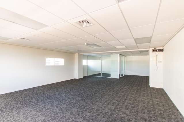 Suite 4/507 Lake Road Takapuna_4