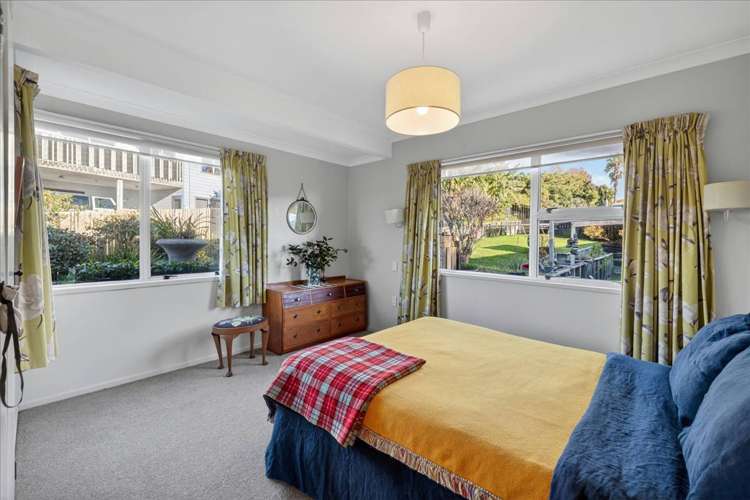 56 Anne Road Bellevue_10