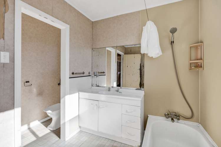 35 Gladstone Street Hawera_14