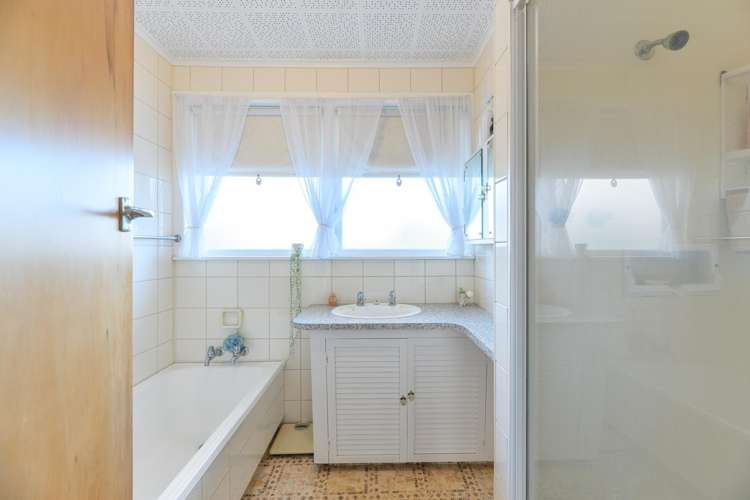 144 Whitney Street Blockhouse Bay_14