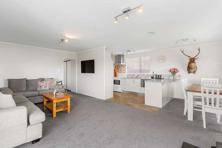 44a Wharf Road Clarks Beach_9