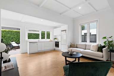 709 Great North Road_1