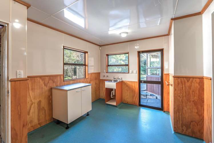 26 County Road Otaki_19