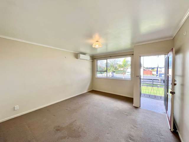 2/1 Sturges Road Henderson_2