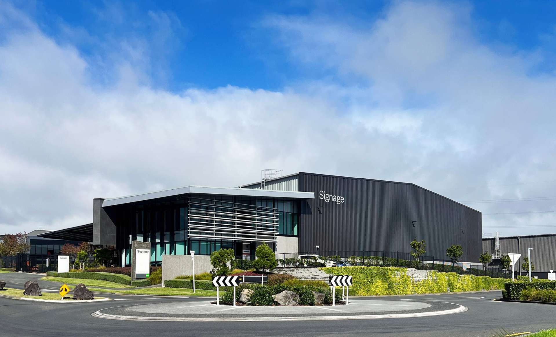 7 Sir Woolf Fisher Highbrook_0