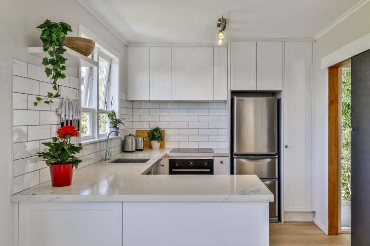 208 Old Titirangi Road Titirangi_11