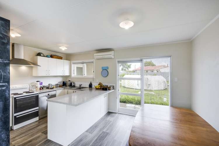 25 Sunderland Drive Flaxmere_2