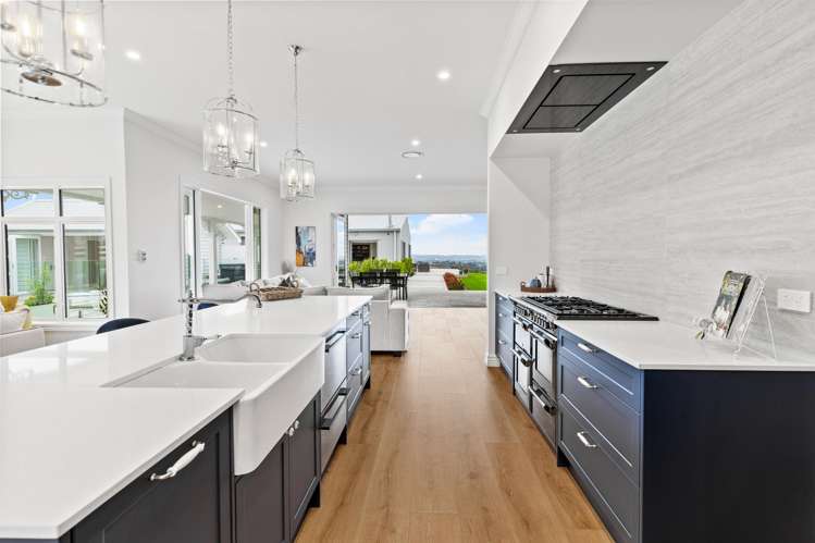21 Diamond Lane Riverhead_7