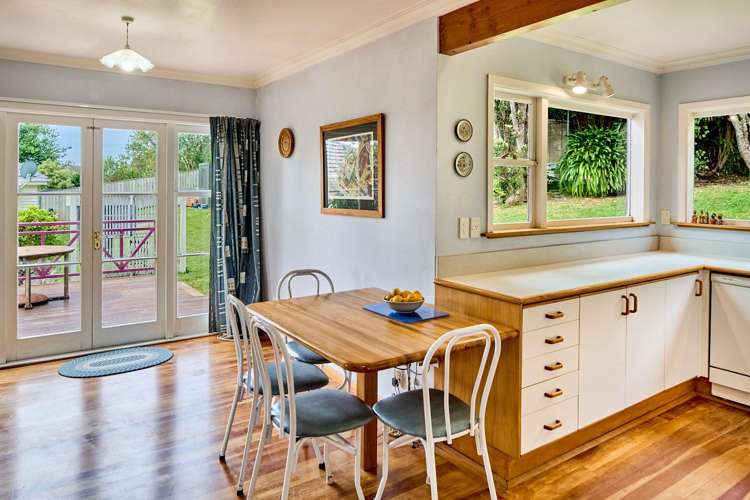 108 Helston Road Paparangi_13