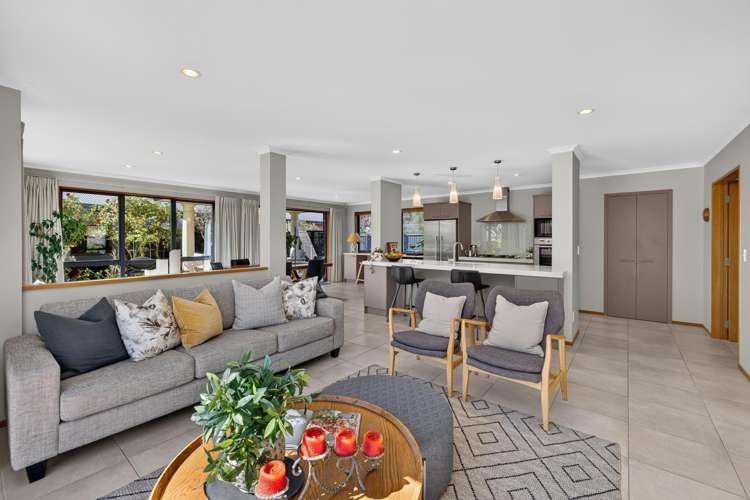 49 Skyedale Drive_2