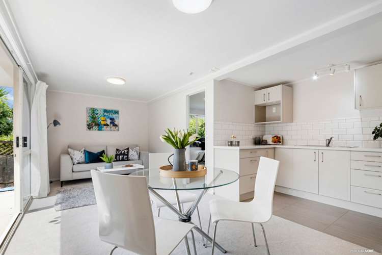 4/7 Korotaha Terrace Rothesay Bay_12