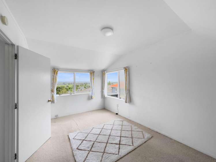 2/14 Chalmers Street Avondale_14