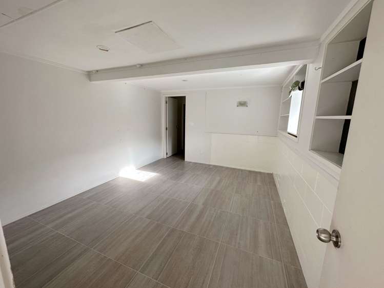 33 Blakeborough Drive Forrest Hill_16
