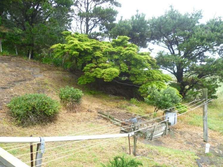 90 Lake Ferry Road Lake Ferry_13