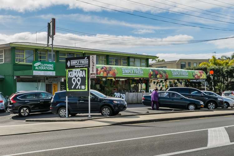 2/20 Ocean View Road Northcote_17