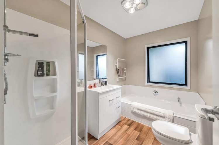 52 Longcot Drive Rolleston_13