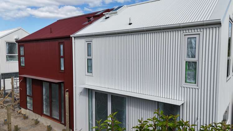 2/310 Lyttelton Street_1