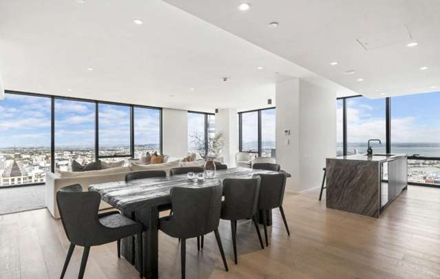 5102/10 Commerce Street 10015_2