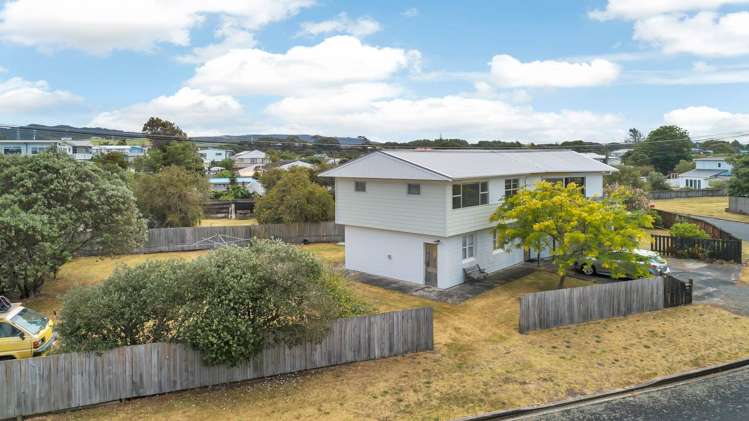 18 Slako Crescent Ruakaka_0