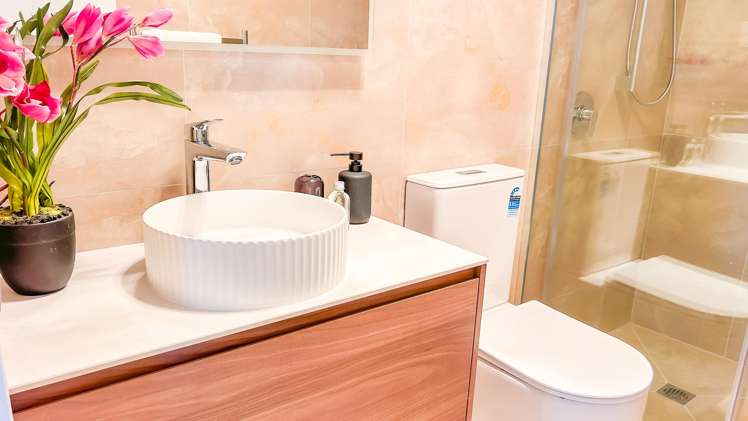 94 Huanui Drive Orewa_24