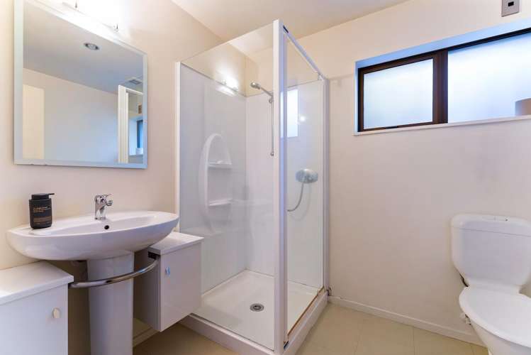 189 Peninsula Road Kelvin Heights_15