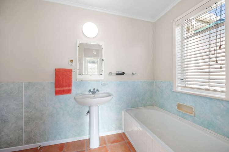 29 Queens Parade Devonport_28