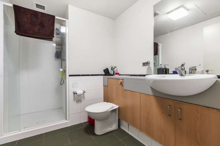 5g/2 Eden Crescent Auckland Central_6