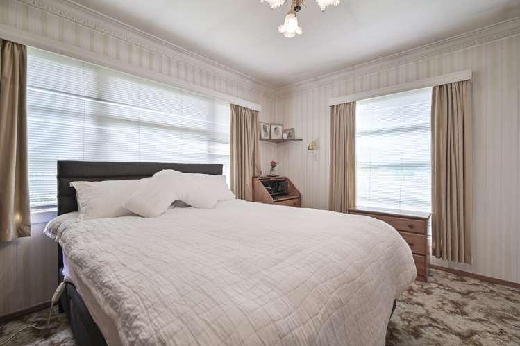 1413 Caroline Road Mayfair_9