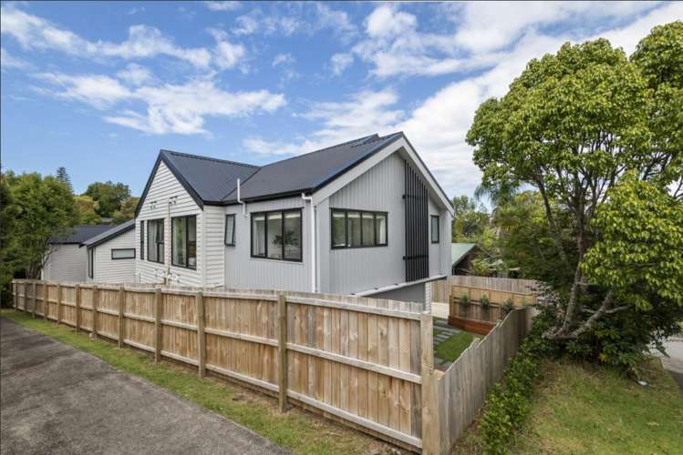 132A Stapleford Crescent Browns Bay_14