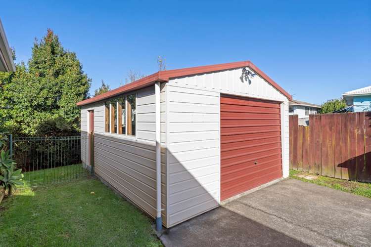 2/70 Butterworth Drive Glendene_20