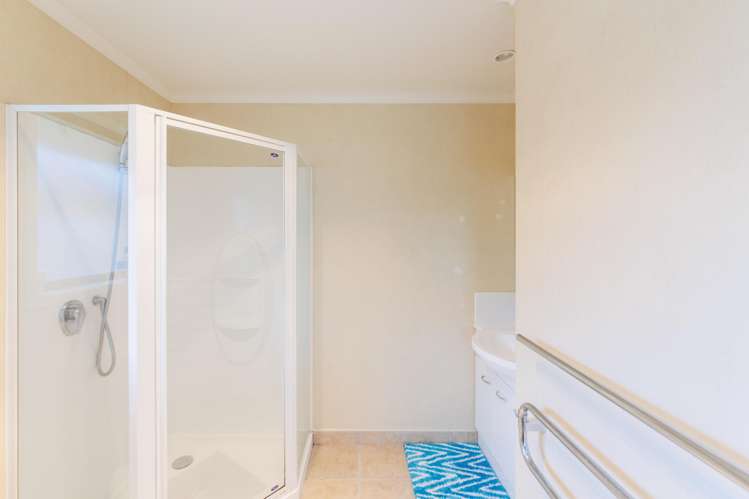 24 Johnstone Drive Fitzherbert_17