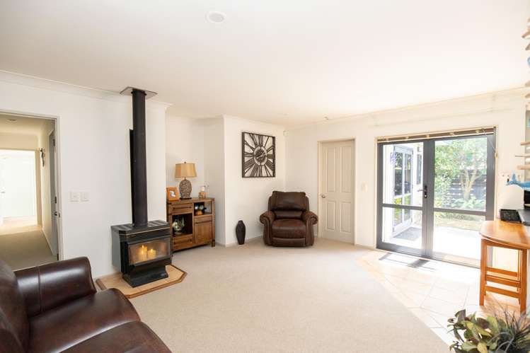 1 Harris Place Ngatea_10