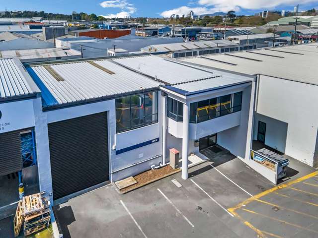 Industrial building &ndash; ticks all the boxes