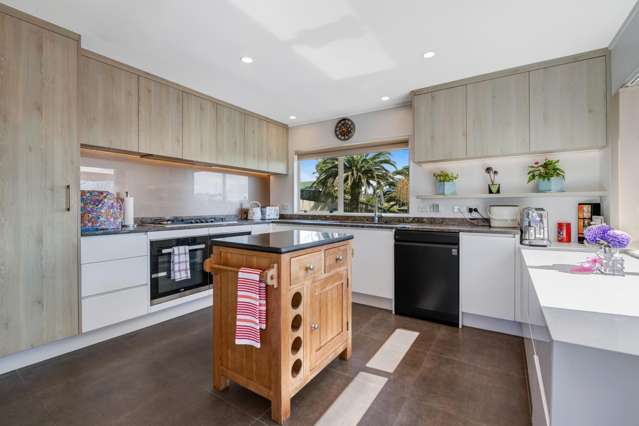 11 Azure Grove Unsworth Heights_4