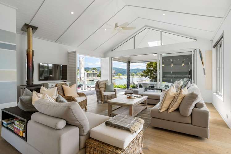 133 Motu Capri Pauanui_13