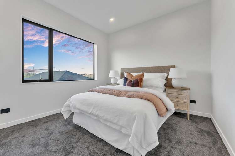 51 Tipu Crescent Milldale_14