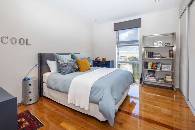 21 Montgomery Crescent Cockle Bay_10